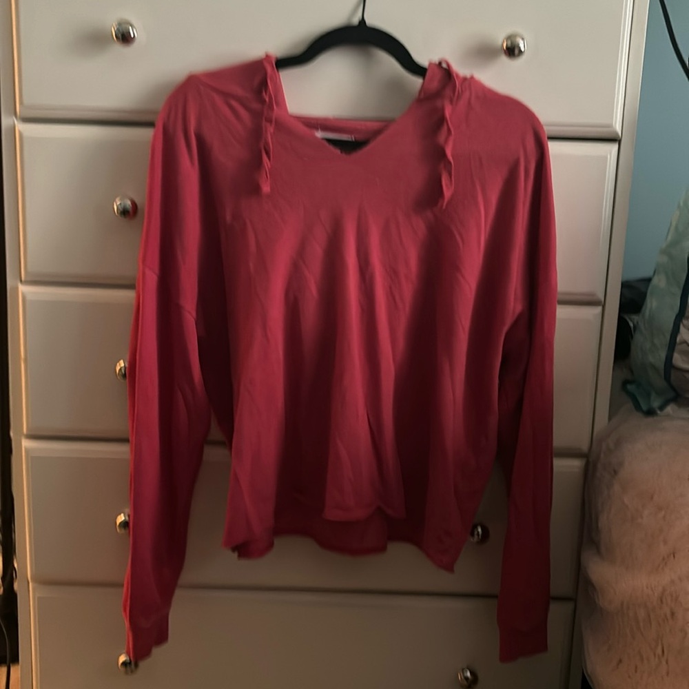 Slightly cropped light weight hoodie